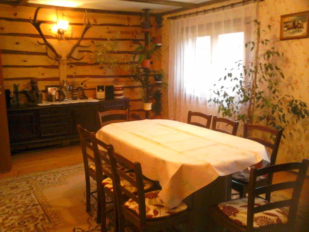 Olsik Apartment Bialowieza Exterior photo